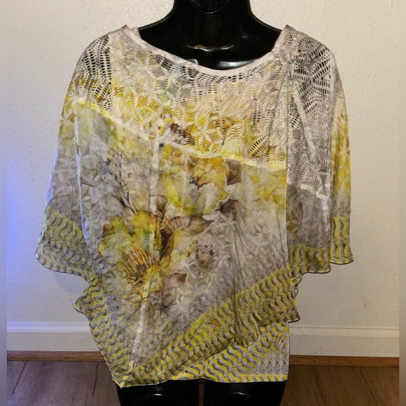 Cato Blouse - Picture 2 of 3